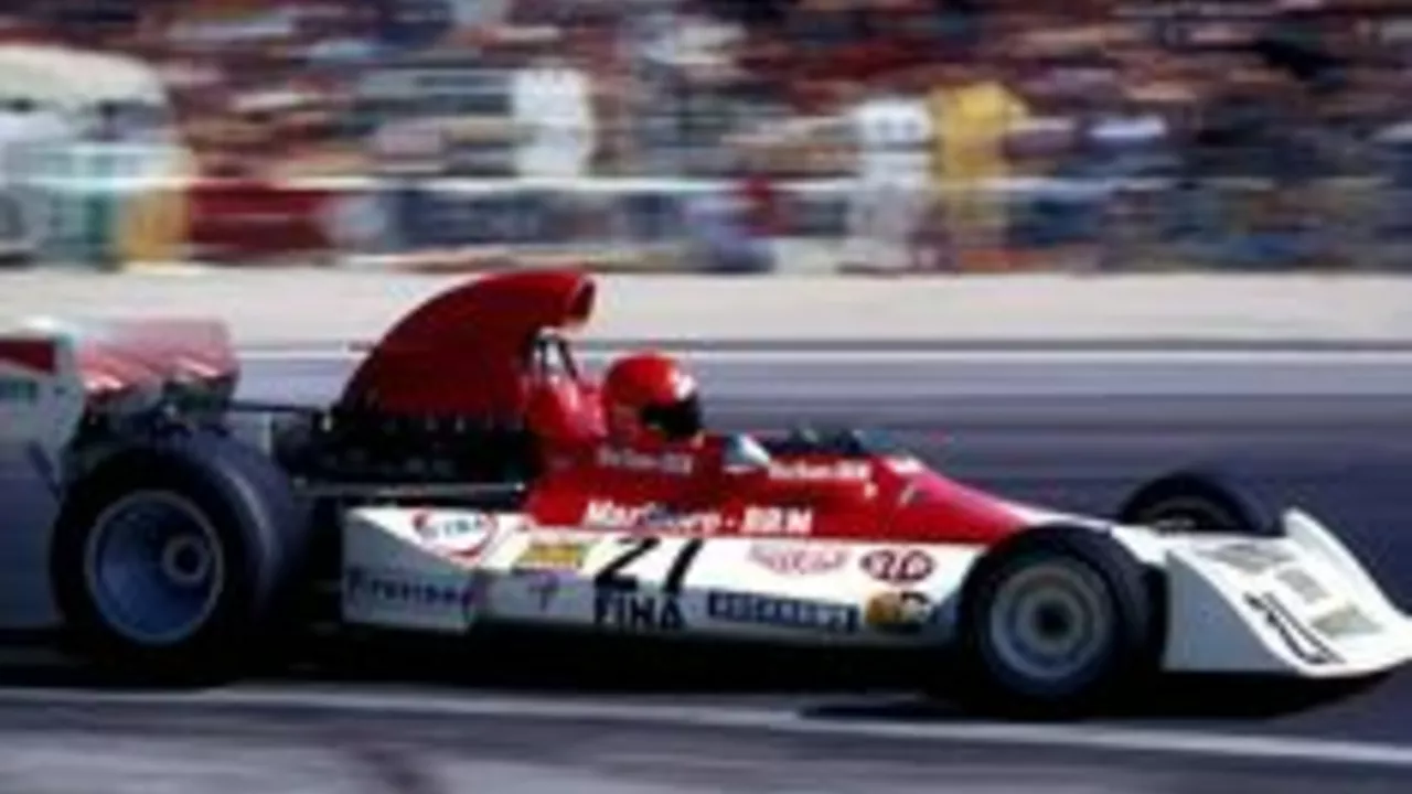 What is the bigger sport, NASCAR or Formula One?